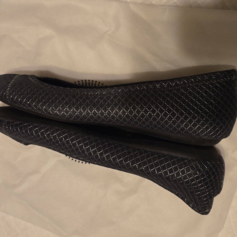 Betabrand Gray Women's Flats - Picture 6 of 7